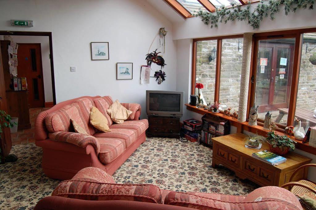Common Barn Farm B & B Макълсфийлд Екстериор снимка